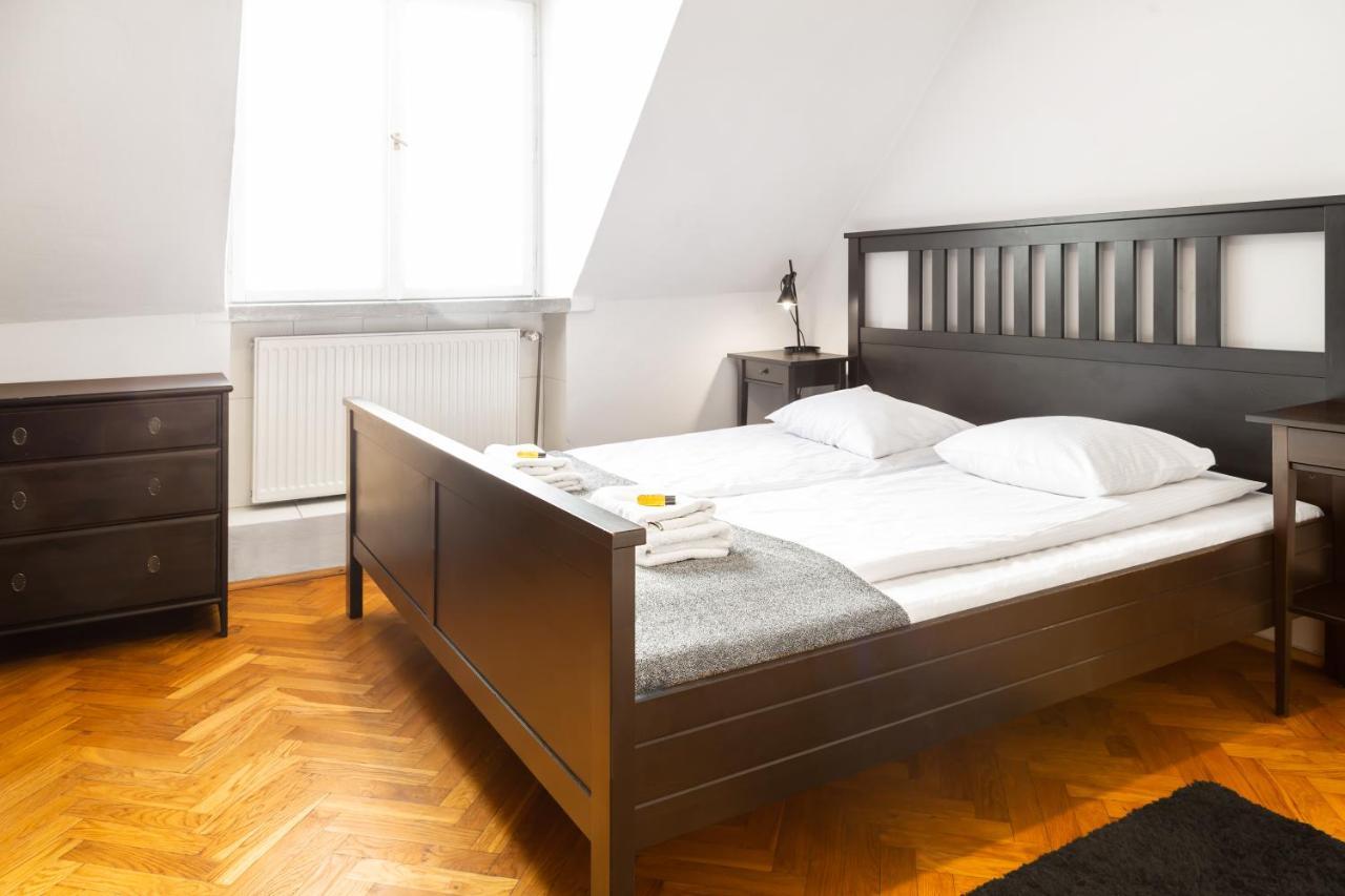2 Bedroom Apartment, Heart Of Krakow Tomasza St Luaran gambar
